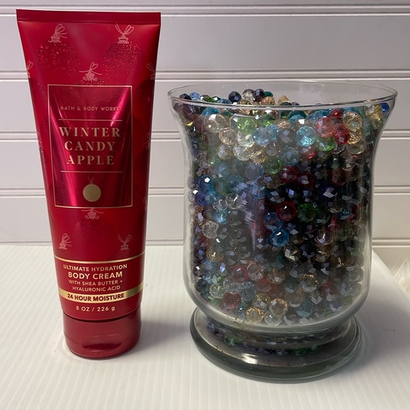Bath & Body Works Winter Candy Apple Body Cream- 8 oz Bottle - Picture 11 of 11